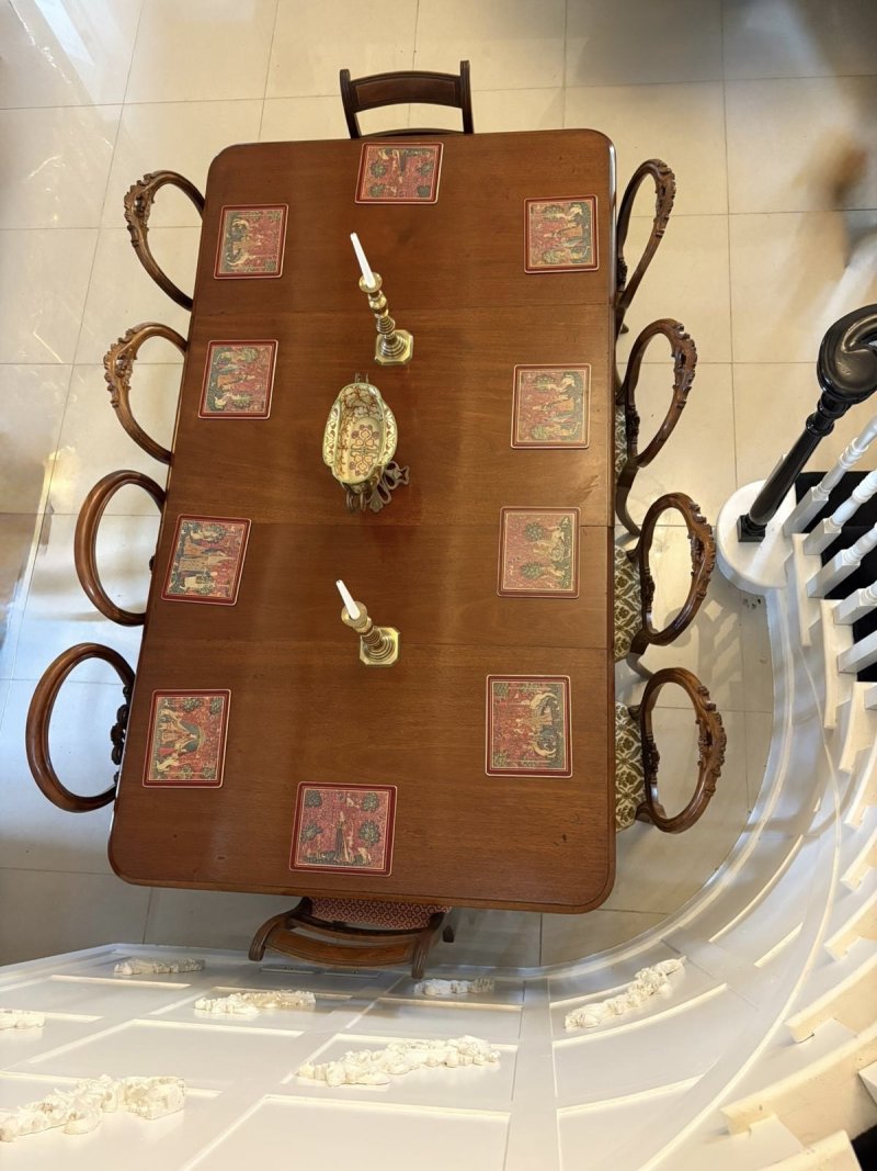 Antique Victorian Quality Mahogany 10 Seater Extending Dining Table - Image 4